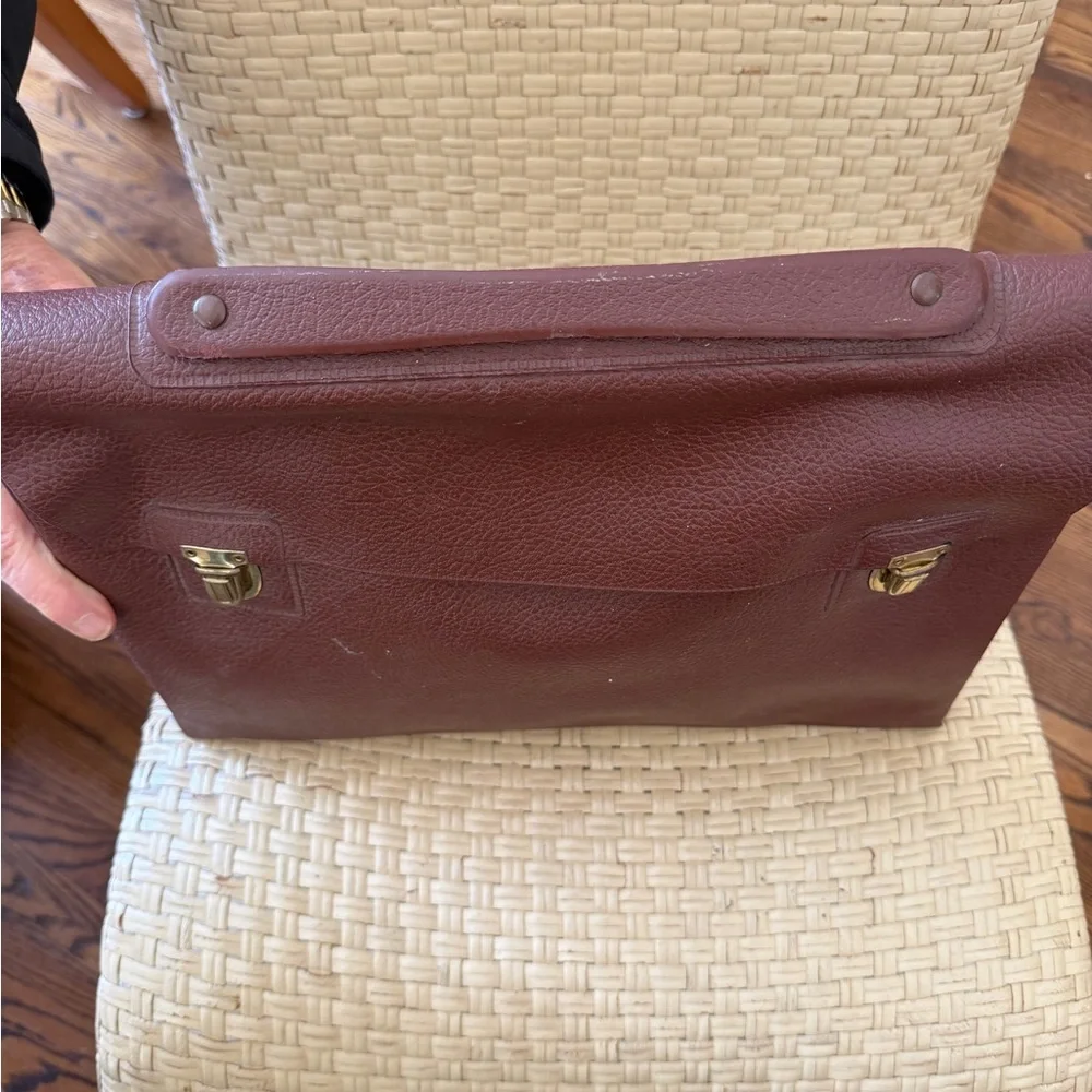 Property of the US Government briefcase angler’s co Case Flushing, 58 NY
